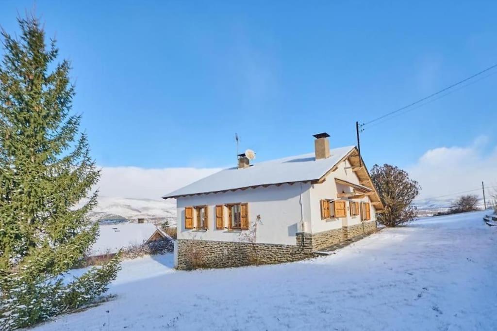 Casa L'Avet. El Vilar D'Urtx Escardacs Exterior foto